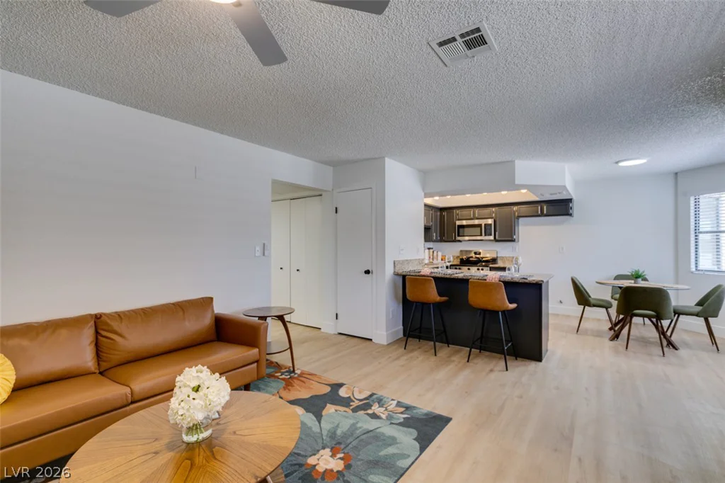 1201 Buffalo, Las Vegas, NV 89128