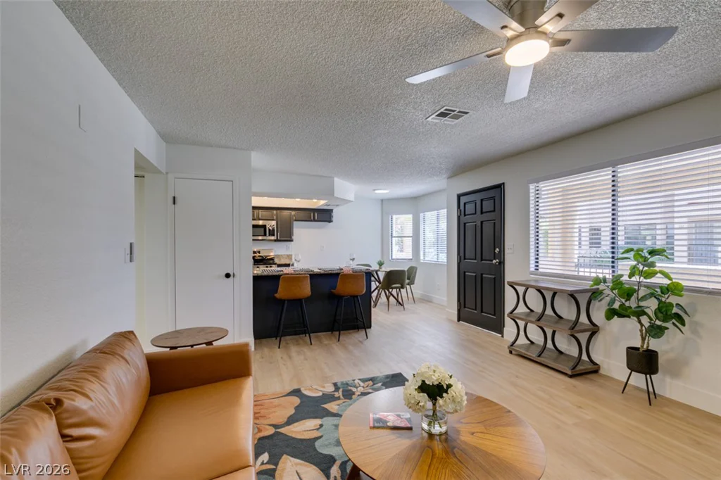 1201 Buffalo, Las Vegas, NV 89128