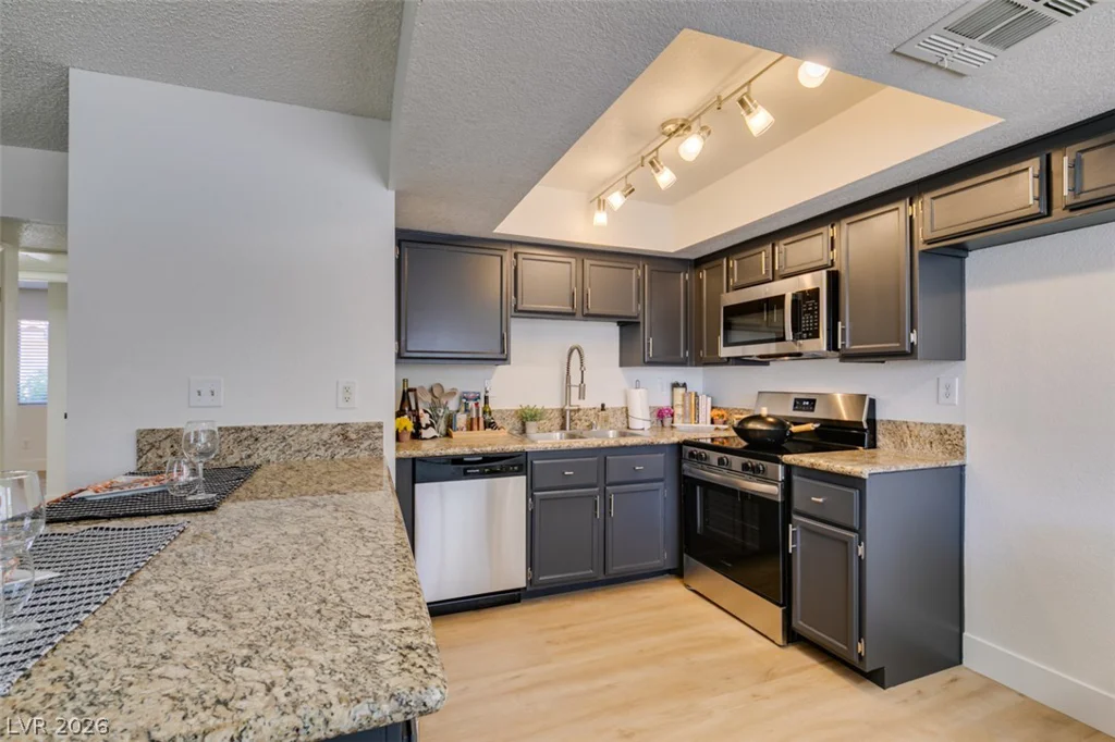 1201 Buffalo, Las Vegas, NV 89128