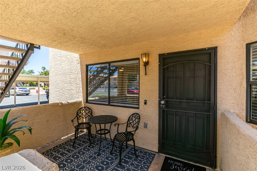 1201 Buffalo, Las Vegas, NV 89128