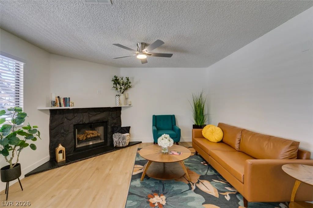 1201 Buffalo, Las Vegas, NV 89128