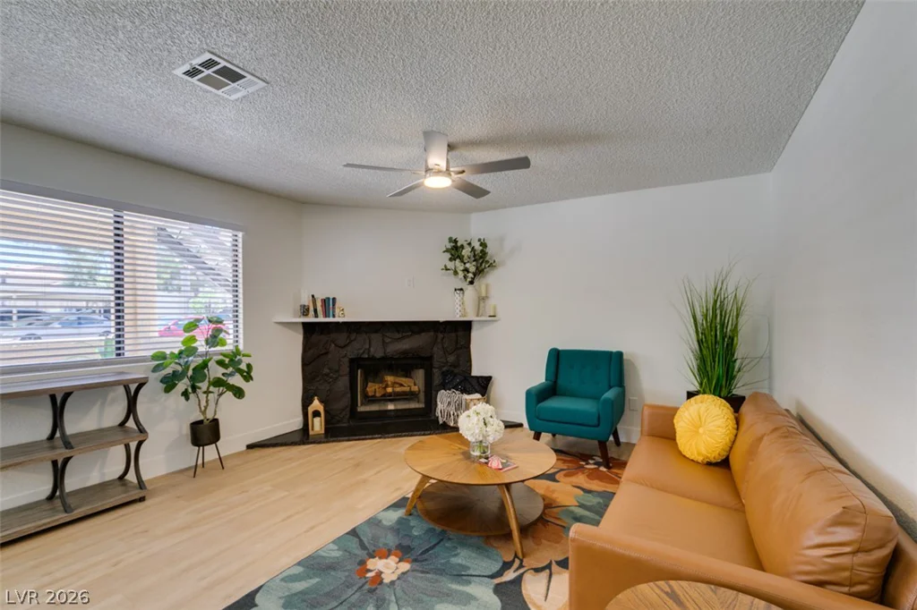 1201 Buffalo, Las Vegas, NV 89128