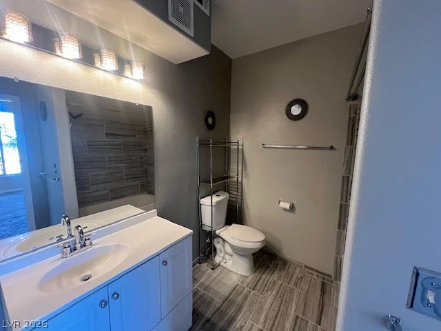 7173 Durango, Las Vegas, NV 89113