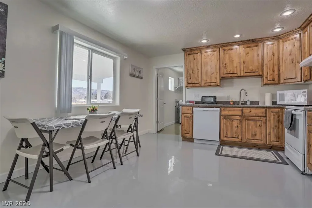 7 Love, Caliente, NV 89008