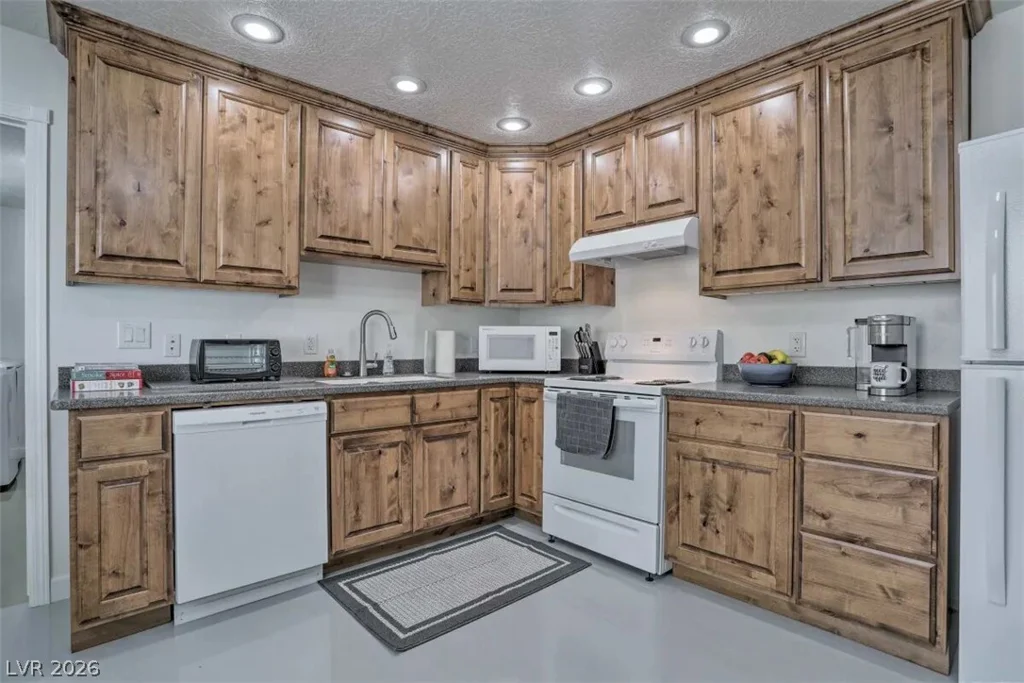 7 Love, Caliente, NV 89008