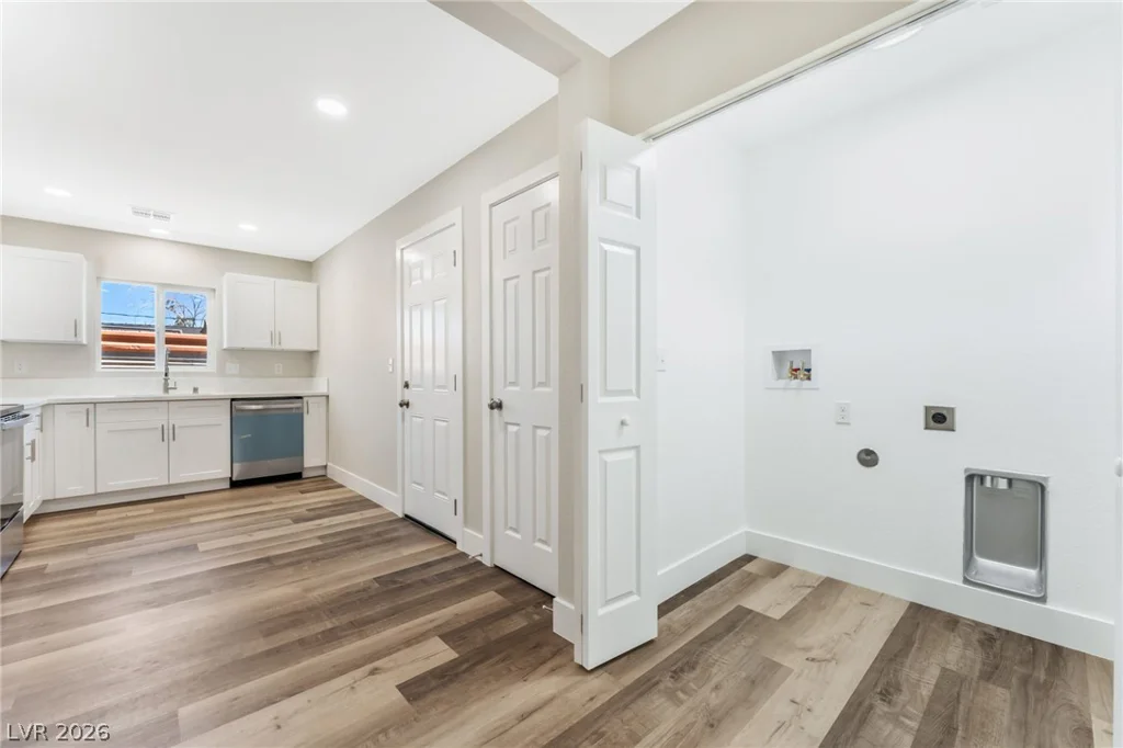 1031 Palm, Las Vegas, NV 89104
