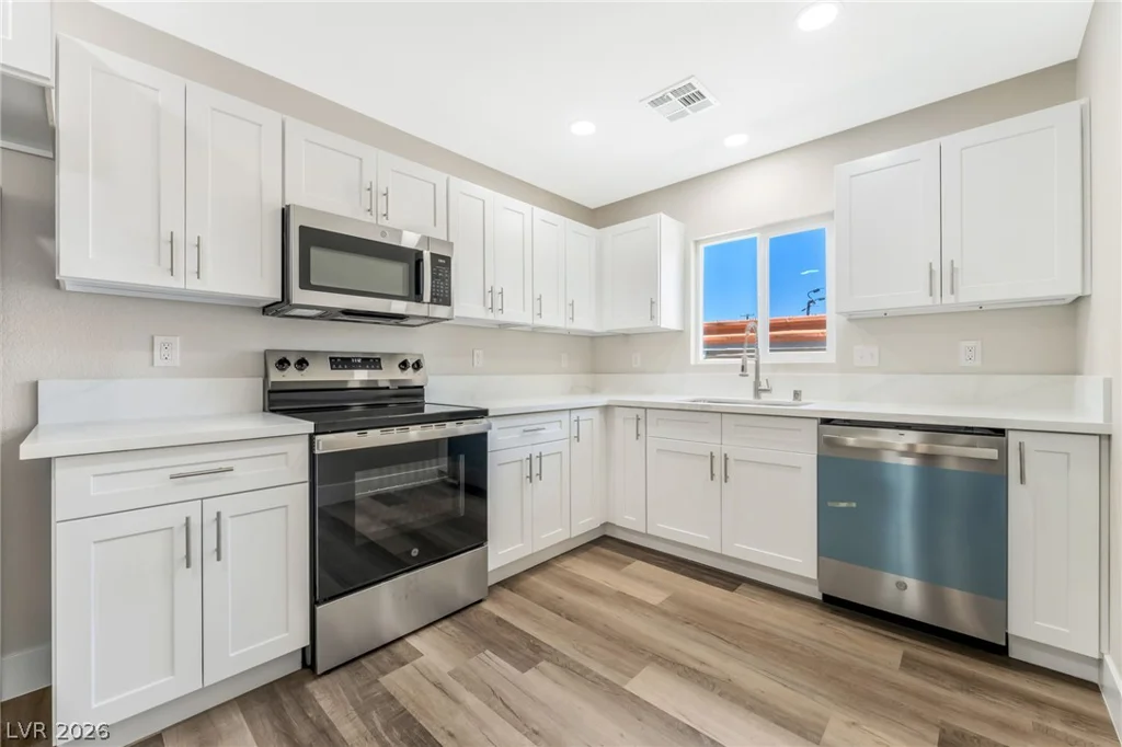 1031 Palm, Las Vegas, NV 89104