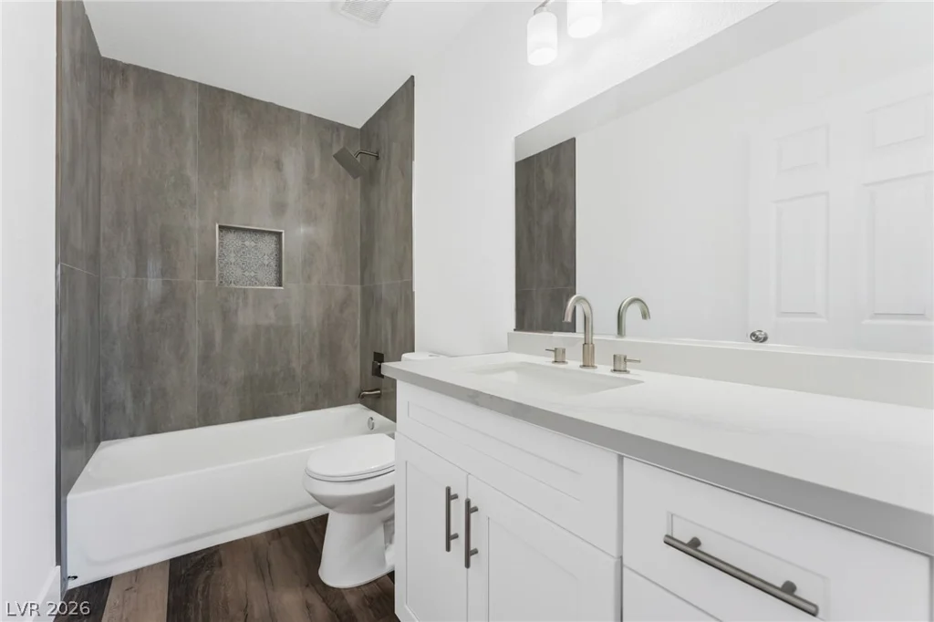 1031 Palm, Las Vegas, NV 89104
