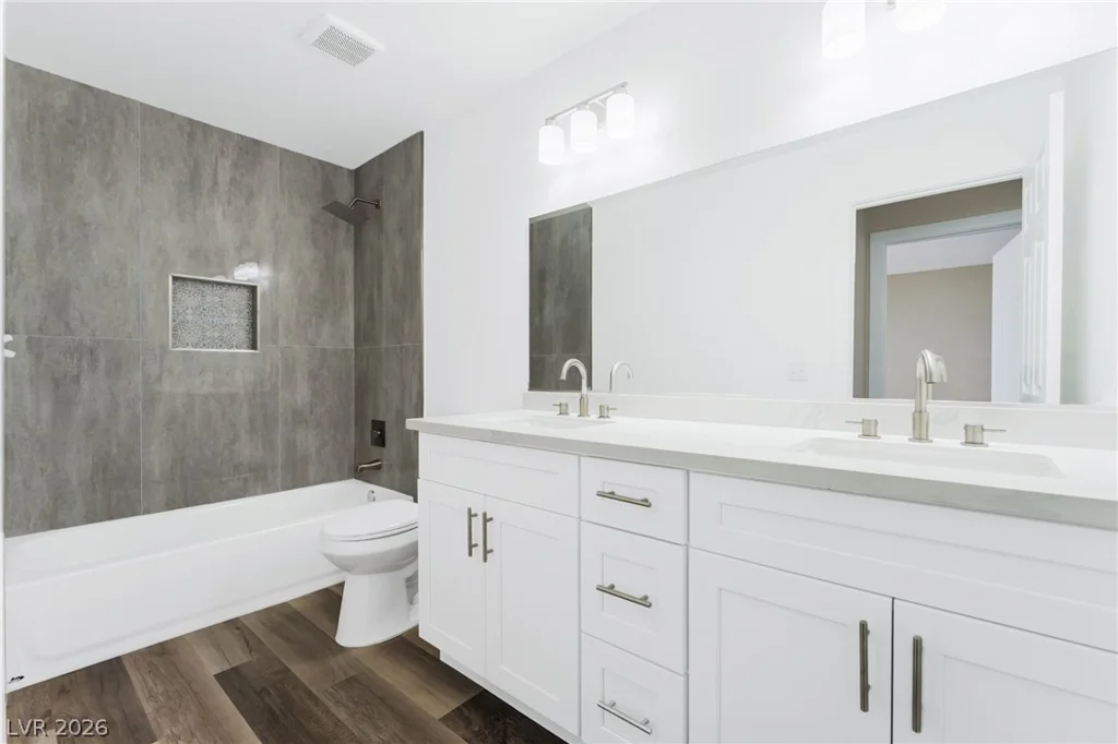 1031 Palm, Las Vegas, NV 89104