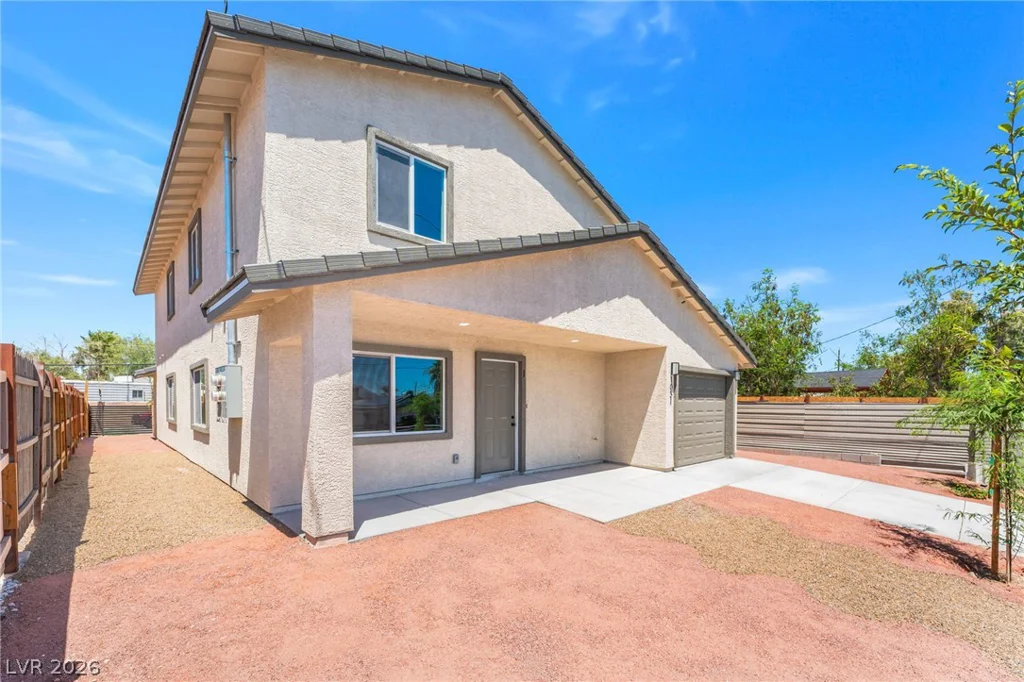 1031 Palm, Las Vegas, NV 89104