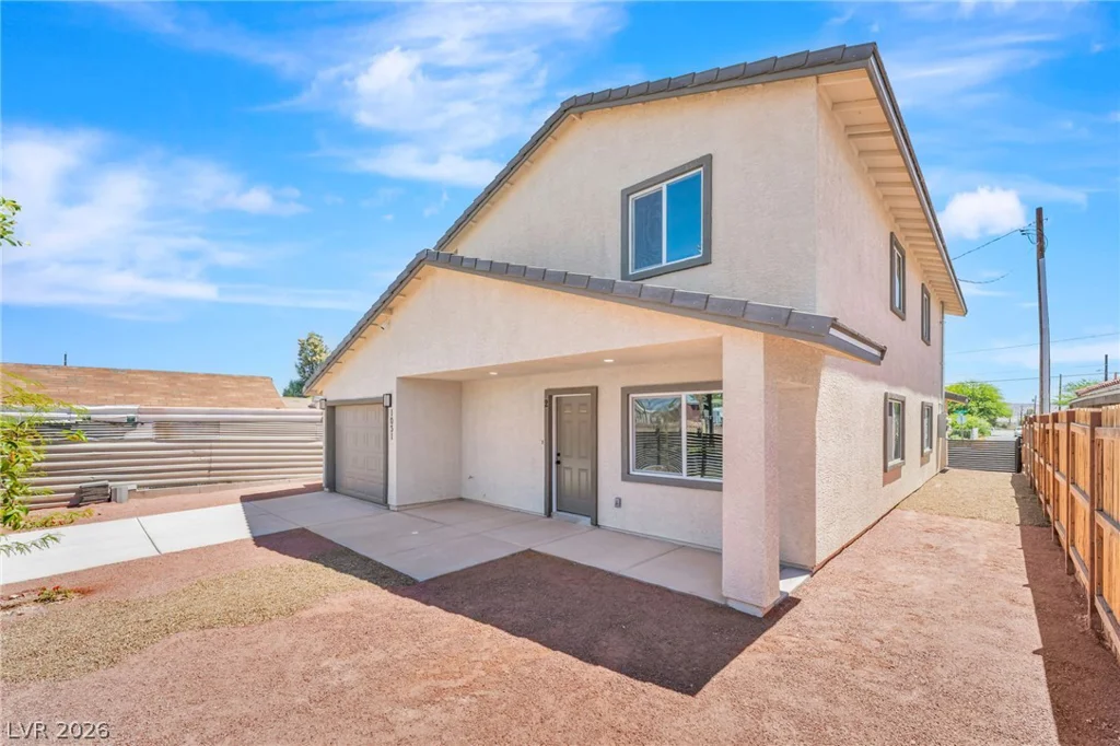 1031 Palm, Las Vegas, NV 89104