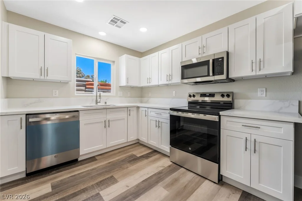 1031 Palm, Las Vegas, NV 89104