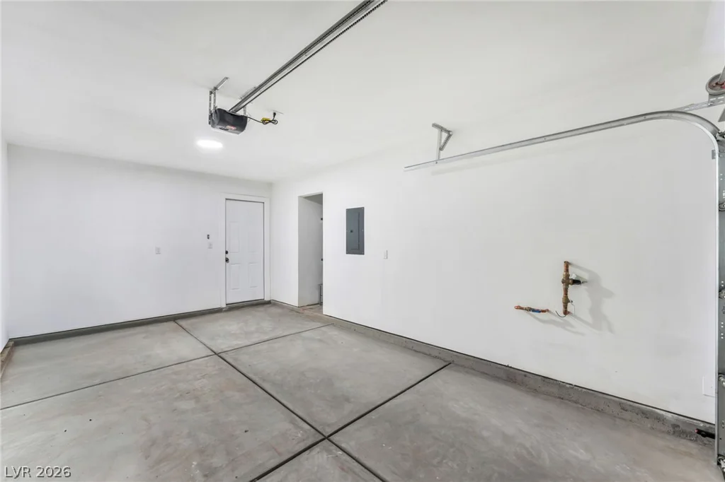 1031 Palm, Las Vegas, NV 89104