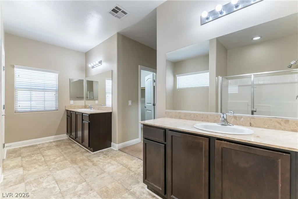 9597 Greensburg, Las Vegas, NV 89178