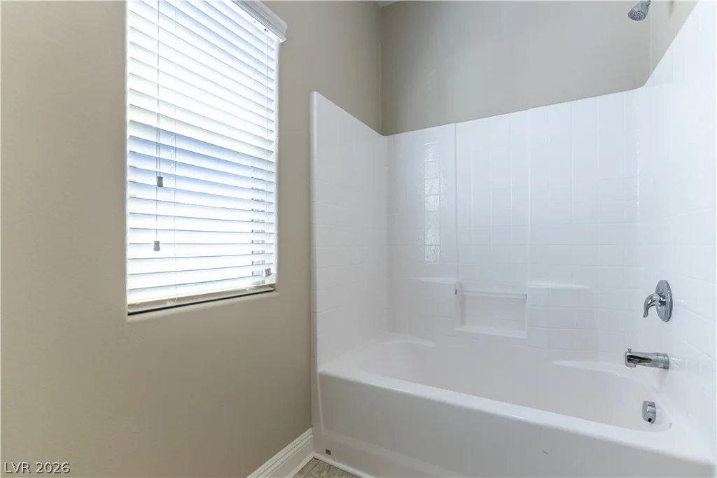9597 Greensburg, Las Vegas, NV 89178