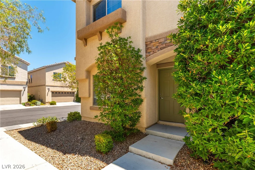 9597 Greensburg, Las Vegas, NV 89178
