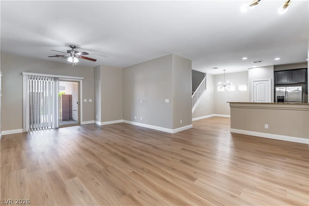 9597 Greensburg, Las Vegas, NV 89178