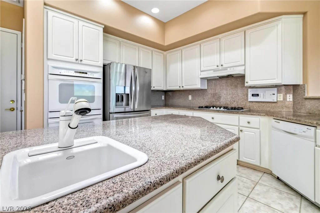 1653 Wellington Springs, Henderson, NV 89052