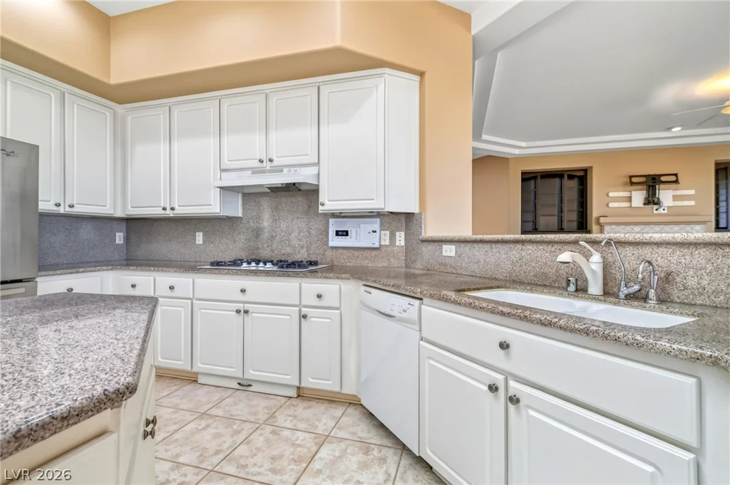1653 Wellington Springs, Henderson, NV 89052