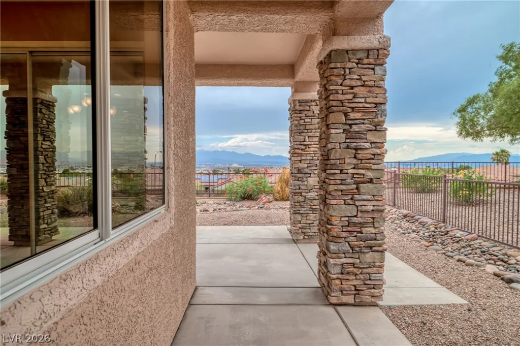 1653 Wellington Springs, Henderson, NV 89052