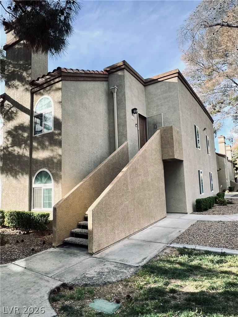 3145 Flamingo, Las Vegas, NV 89121