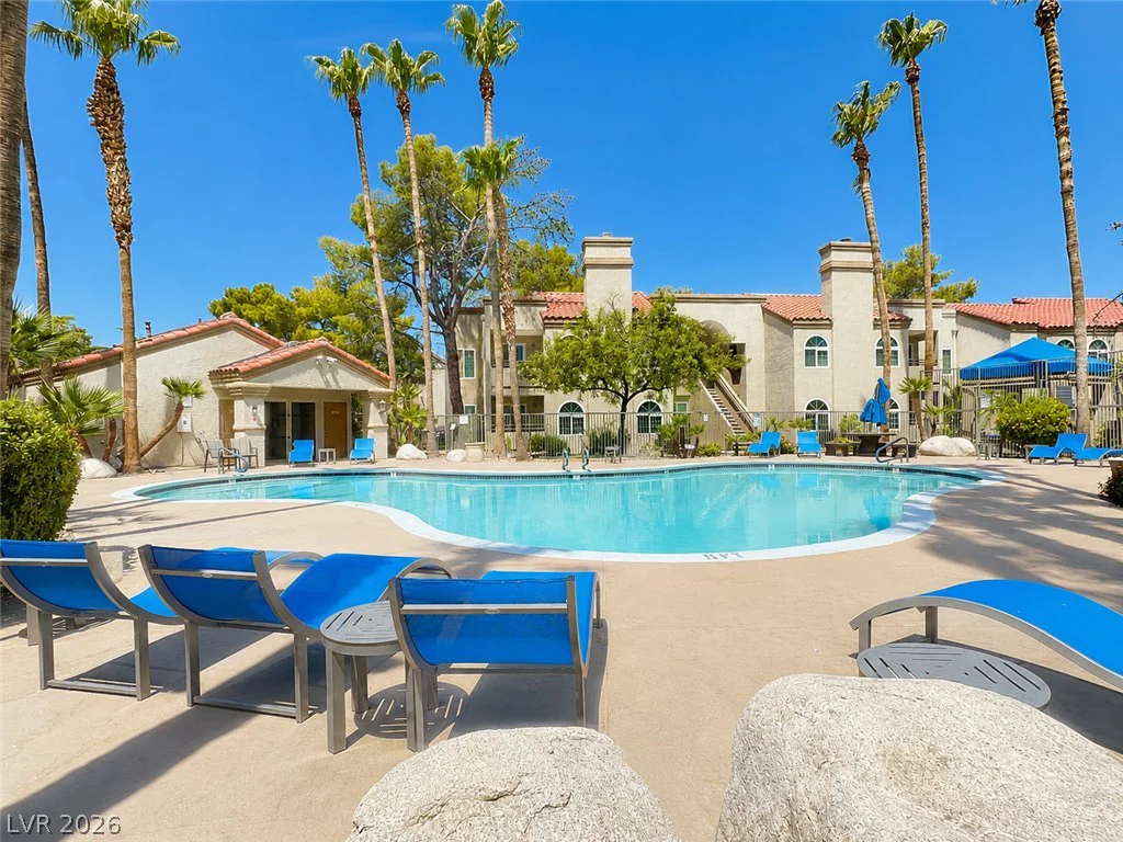 3145 Flamingo, Las Vegas, NV 89121