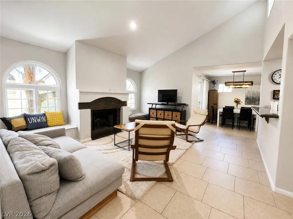 3145 Flamingo, Las Vegas, NV 89121