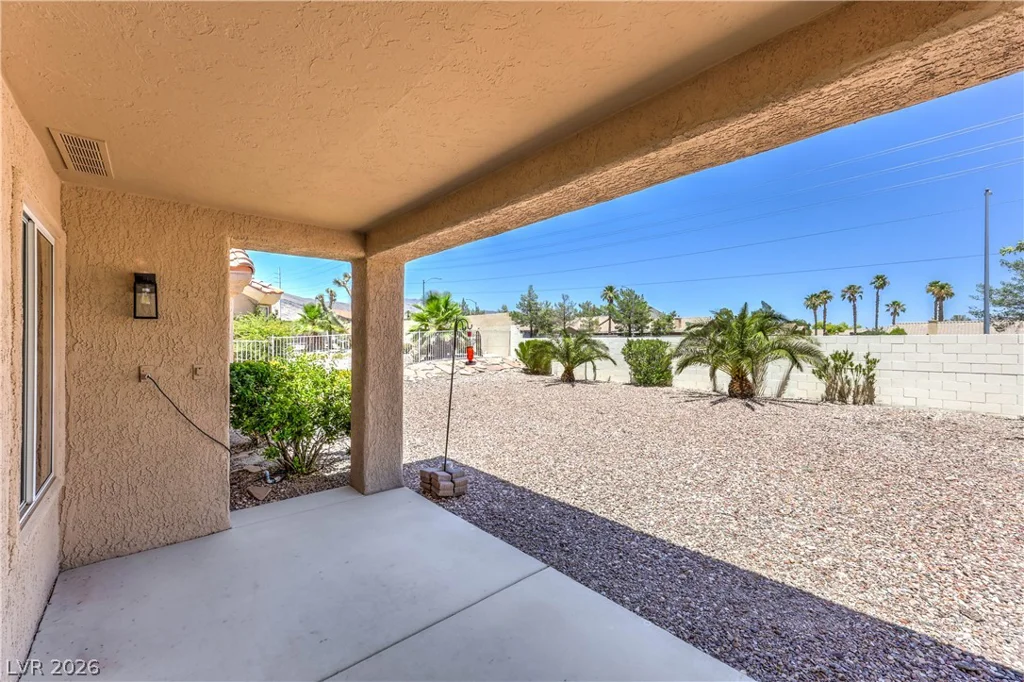 9332 Fresh Spring, Las Vegas, NV 89134