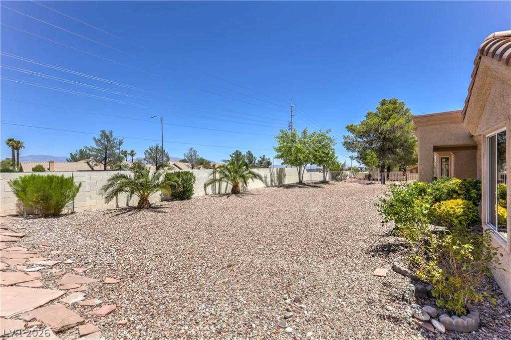 9332 Fresh Spring, Las Vegas, NV 89134