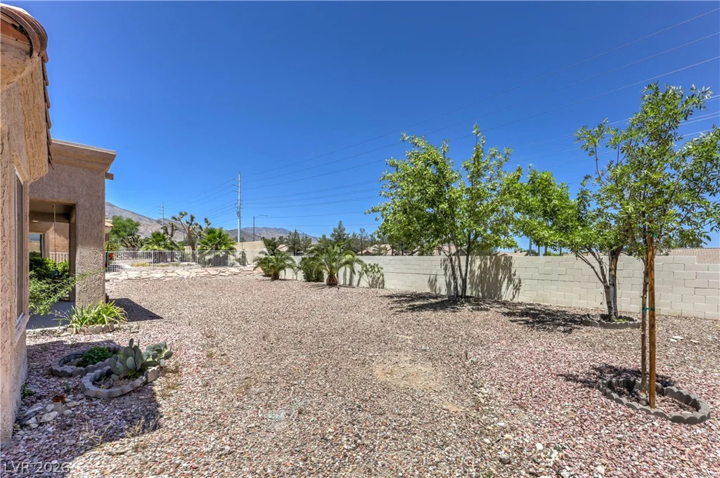 9332 Fresh Spring, Las Vegas, NV 89134