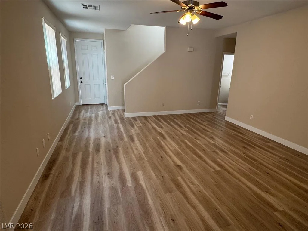 3962 Coyote Ridge, Las Vegas, NV 89129
