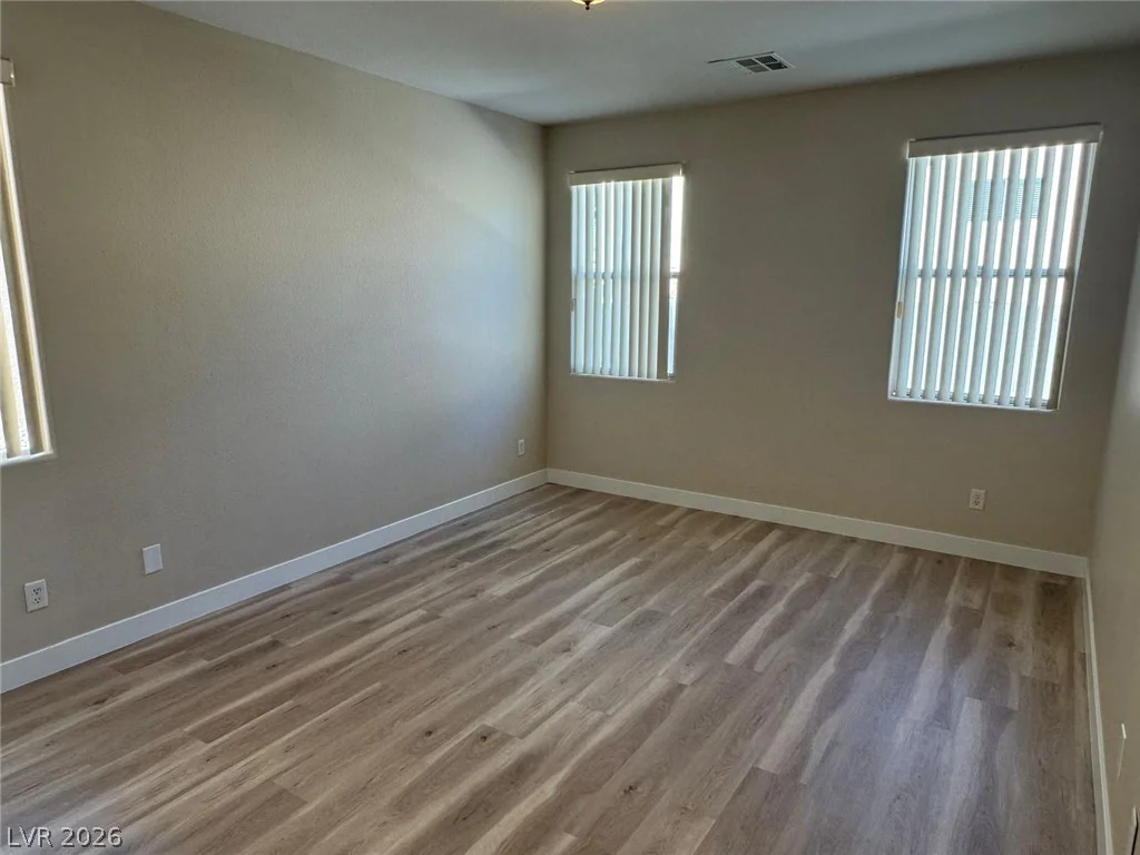 3962 Coyote Ridge, Las Vegas, NV 89129