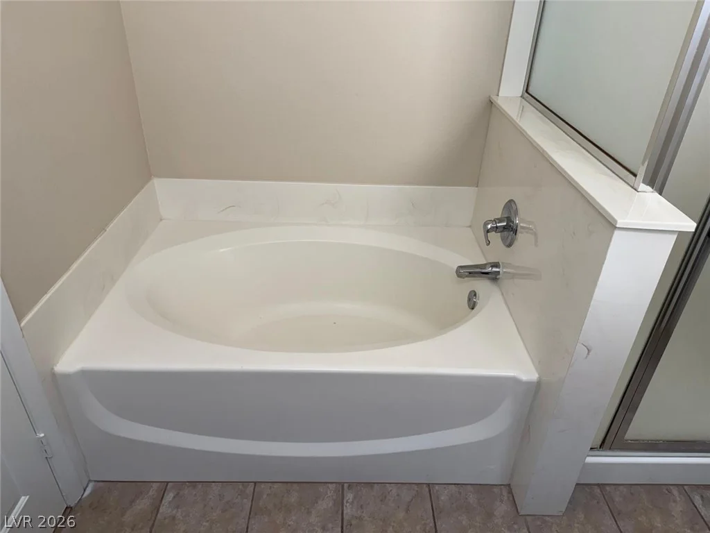 3962 Coyote Ridge, Las Vegas, NV 89129