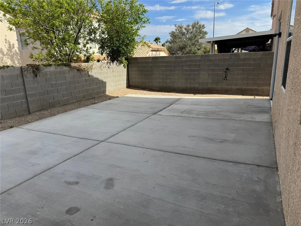 3962 Coyote Ridge, Las Vegas, NV 89129