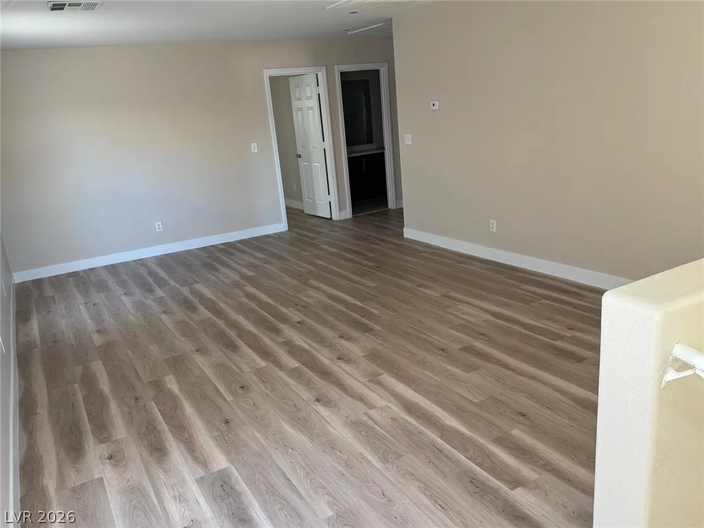 3962 Coyote Ridge, Las Vegas, NV 89129
