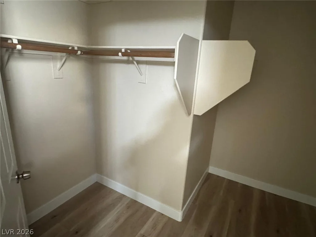 3962 Coyote Ridge, Las Vegas, NV 89129