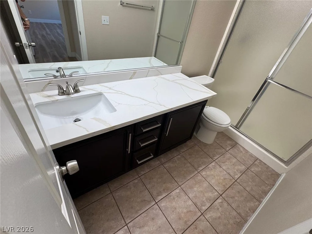 3962 Coyote Ridge, Las Vegas, NV 89129