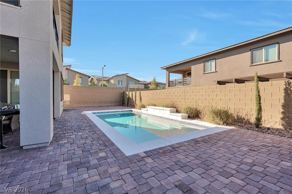 752 Tallgrass, Las Vegas, NV 89138