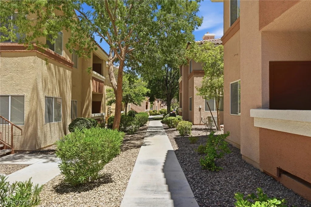 1050 Cactus, Las Vegas, NV 89183
