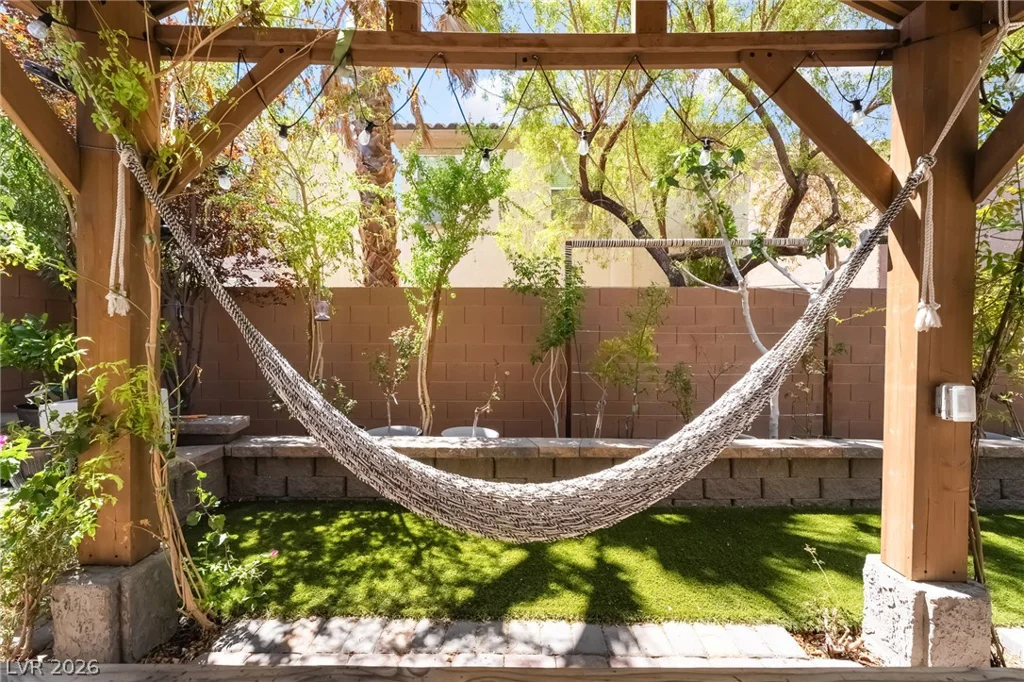 8169 Hafner, Las Vegas, NV 89178