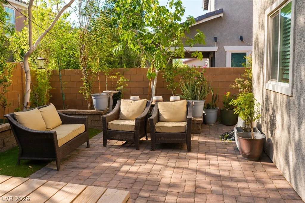 8169 Hafner, Las Vegas, NV 89178
