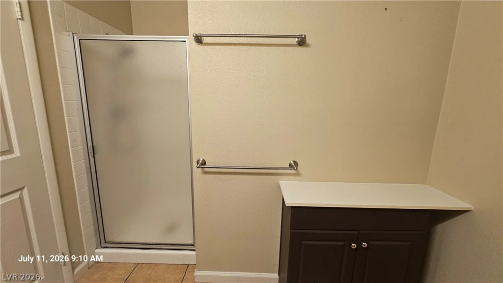 3201 Shallow Point, Las Vegas, NV 89117
