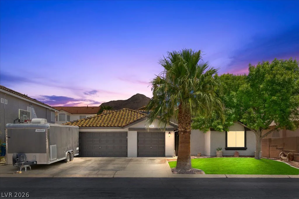 1494 Carriagedale, Las Vegas, NV 89110