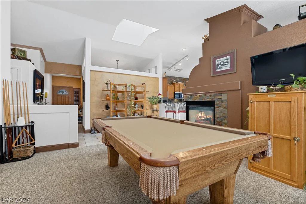 1494 Carriagedale, Las Vegas, NV 89110