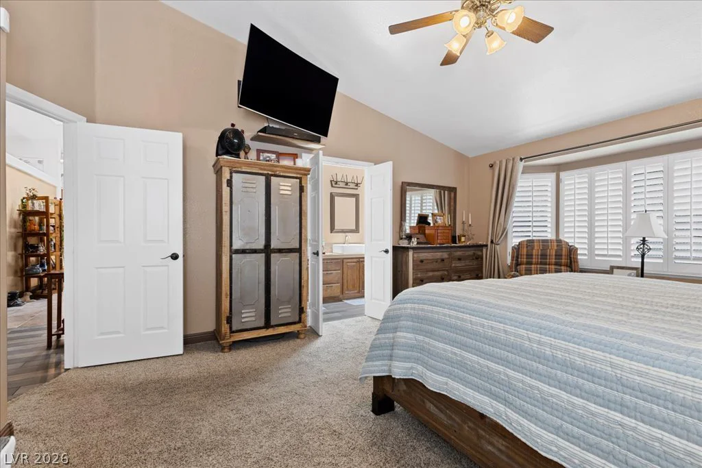 1494 Carriagedale, Las Vegas, NV 89110