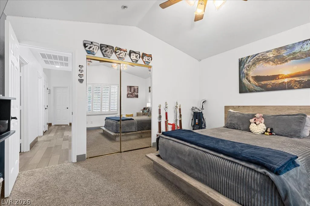 1494 Carriagedale, Las Vegas, NV 89110