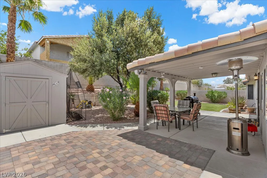 1494 Carriagedale, Las Vegas, NV 89110