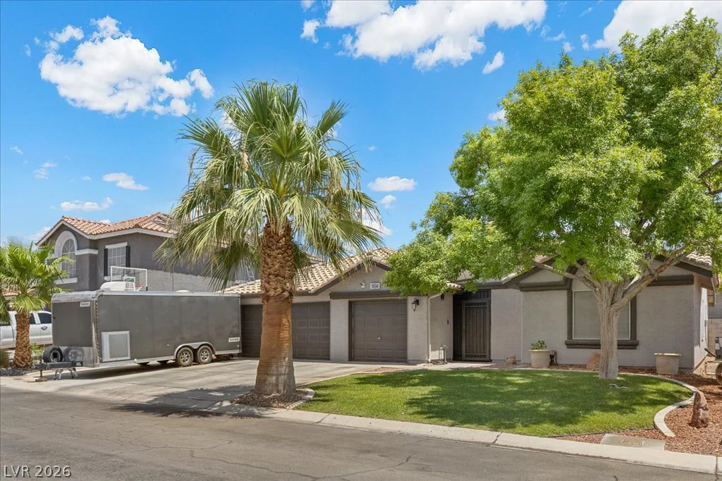1494 Carriagedale, Las Vegas, NV 89110