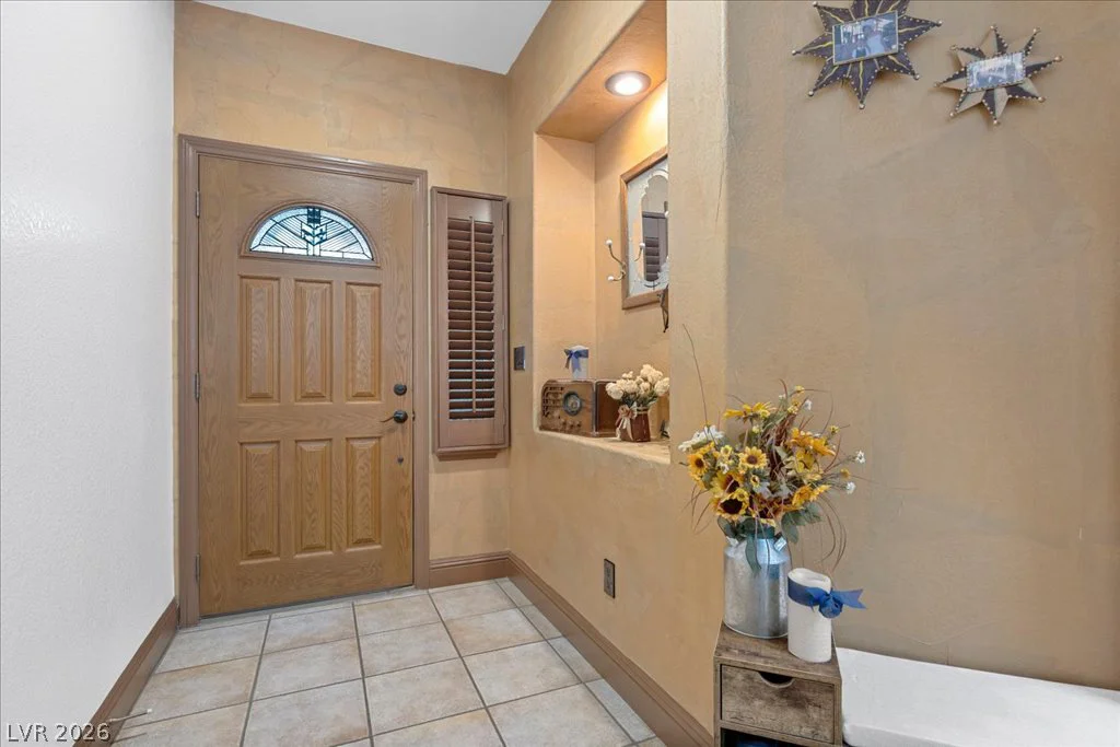 1494 Carriagedale, Las Vegas, NV 89110