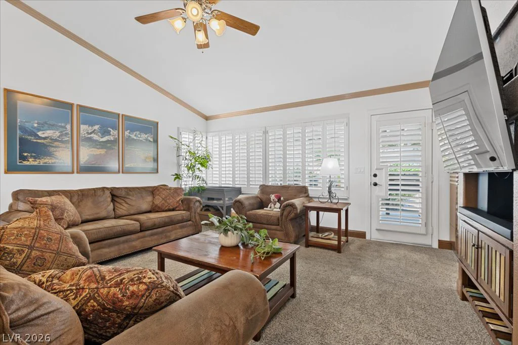 1494 Carriagedale, Las Vegas, NV 89110